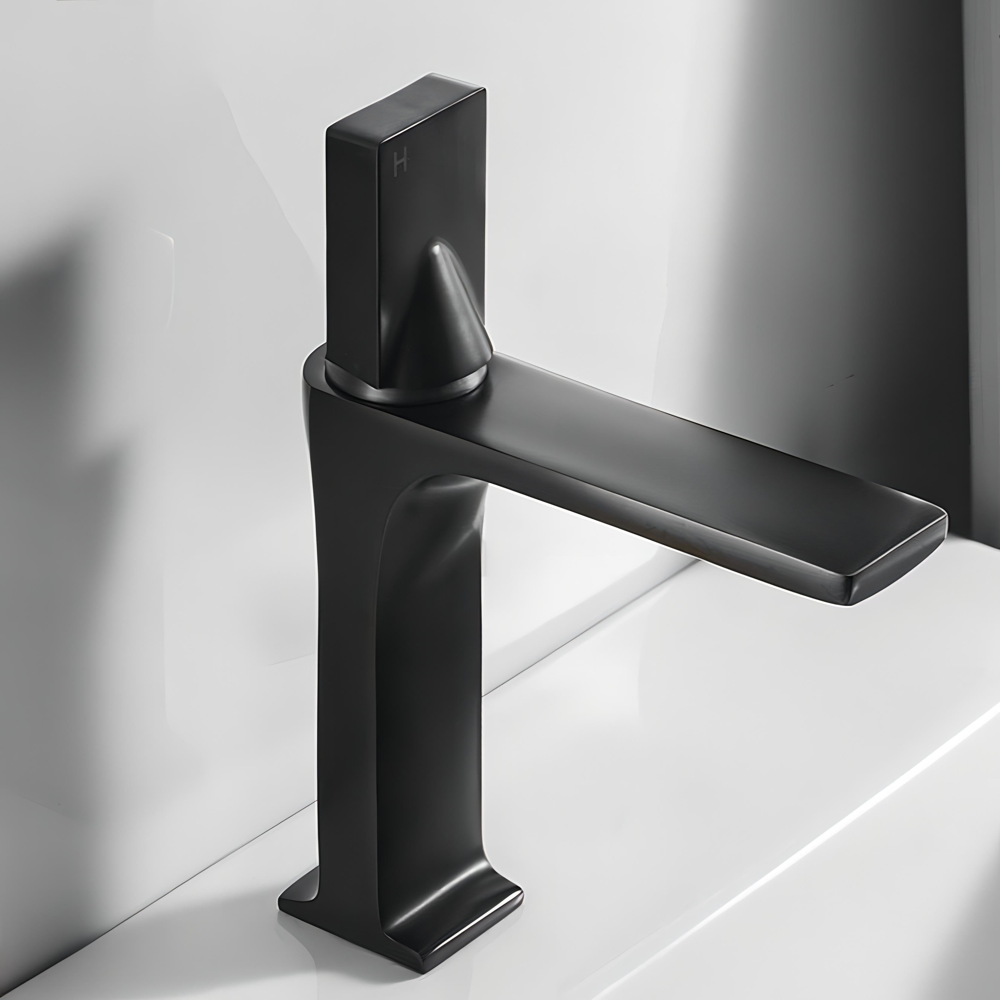 Jeremias - Single Handle Hot Cold Mixer Basin Tap