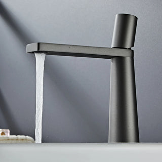 Yoselin - Modern Rectangular Spout Single-Handle Bathroom Tap