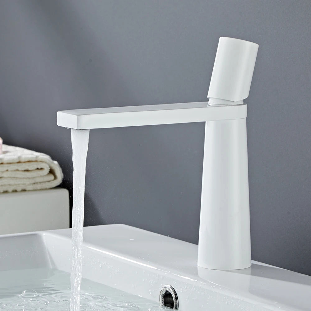 Yoselin - Modern Rectangular Spout Single-Handle Bathroom Tap