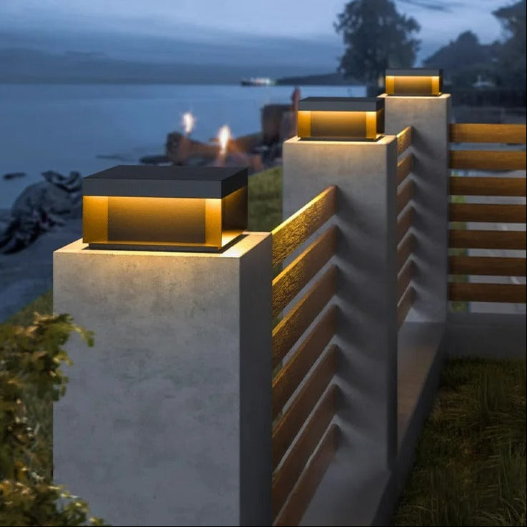 Redd - Black Square Solar Powered Outdoor Light Box