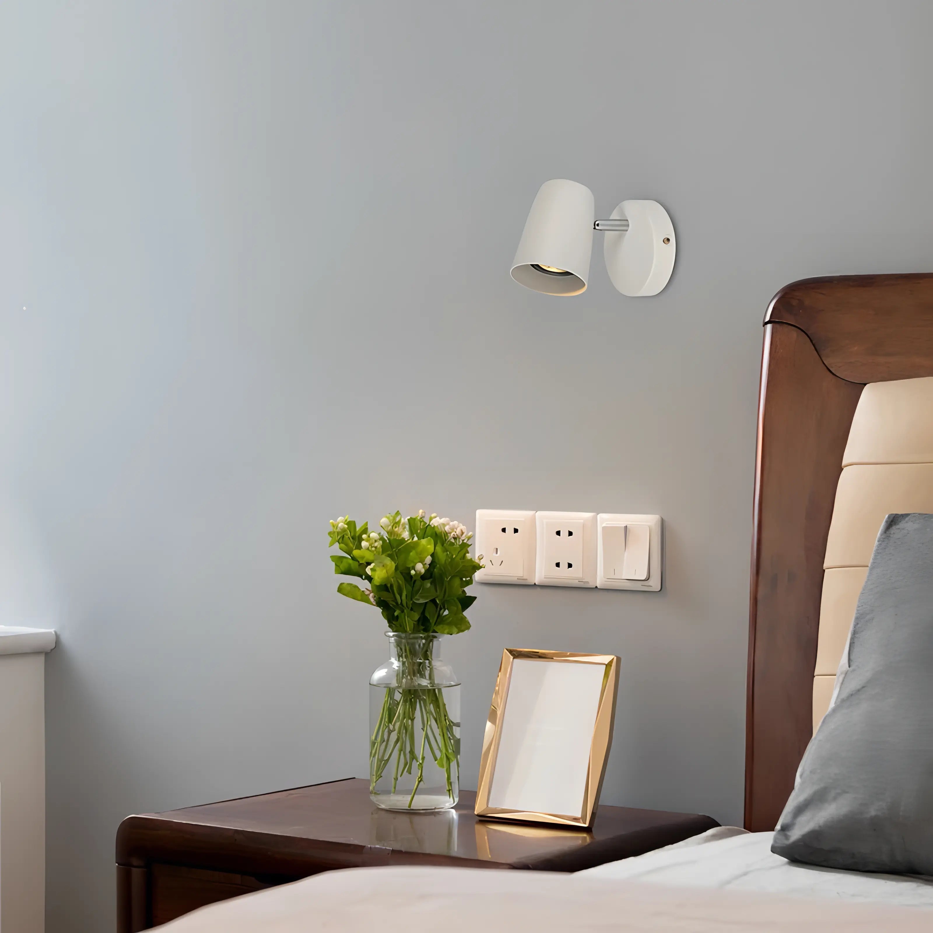 Ingle - Adjustable Modern Cone Reading Wall Light