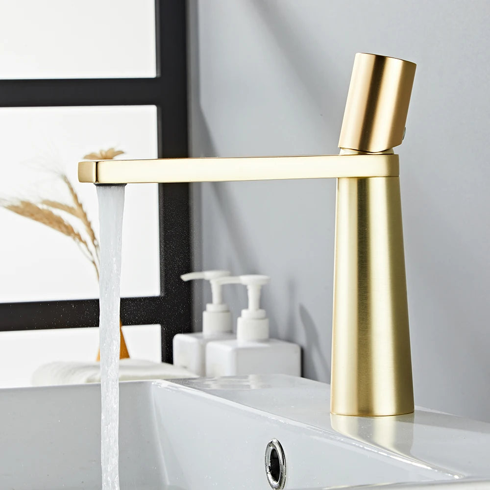 Yoselin - Modern Rectangular Spout Single-Handle Bathroom Tap