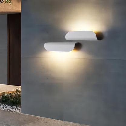 Bay - Black Curved Modern Outdoor Wall Light