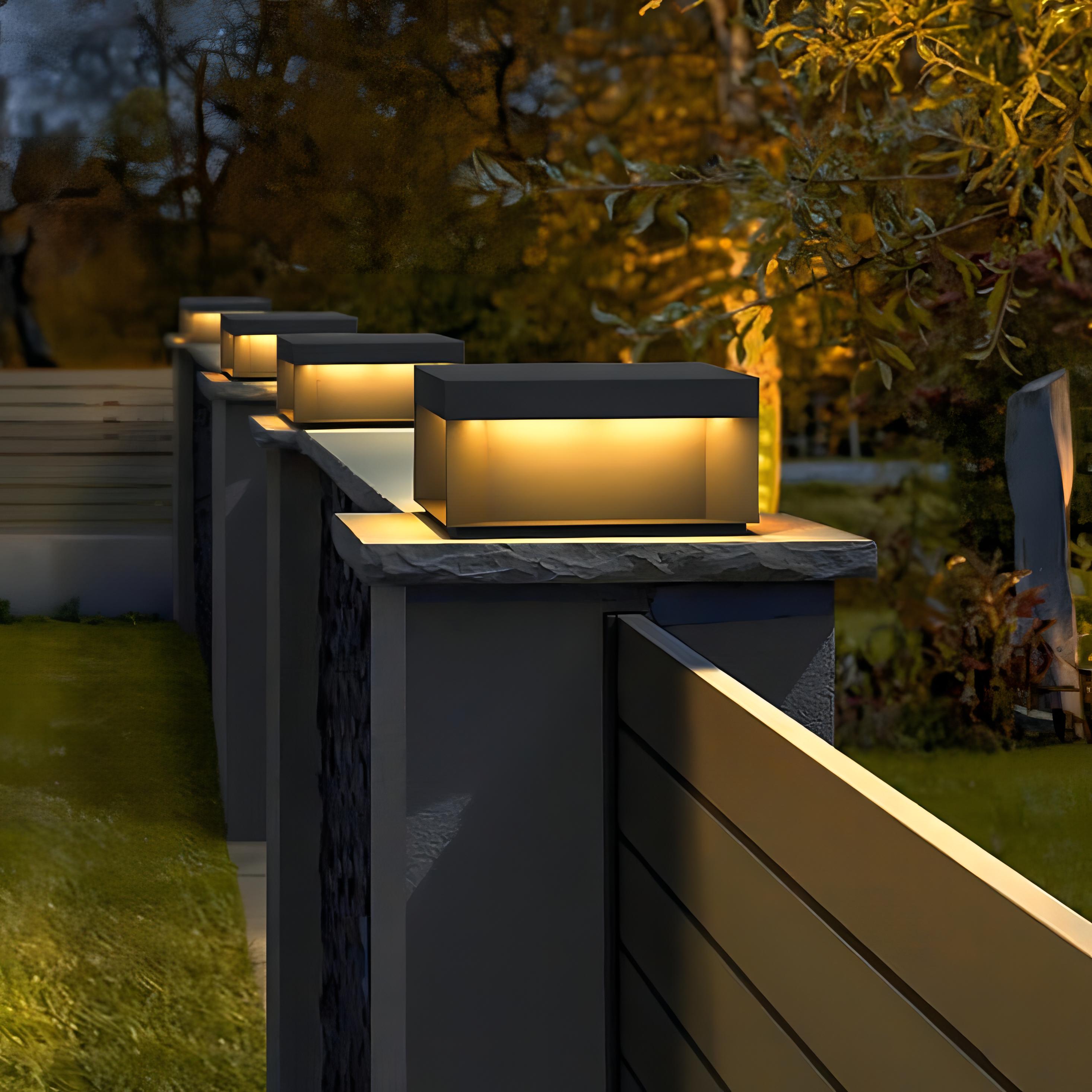 Redd - Black Square Solar Powered Outdoor Light Box