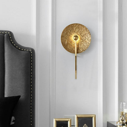 HERENSUGE - Post Modern Gold Round Wall Light