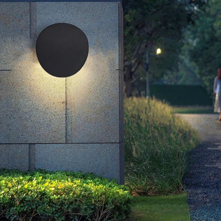 Yevaas - Curved Indoor & Outdoor Aluminium Wall Lamp