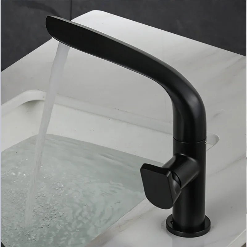 Cheatham - Modern Single Lever Hot/Cold Basin Mixer Tap