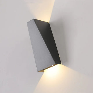 Moti - Modern Minimalist Wall Light