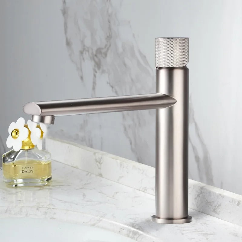 Tuqiu - Modern Brass Mounted Sink Tap