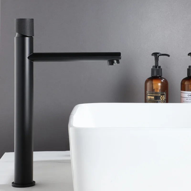 Tuqiu - Modern Brass Mounted Sink Tap