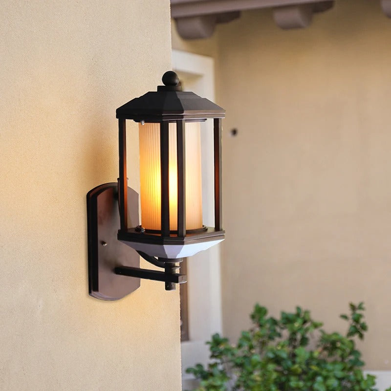 Corbin - Vintage Style Outdoor Courtyard Wall Lamp