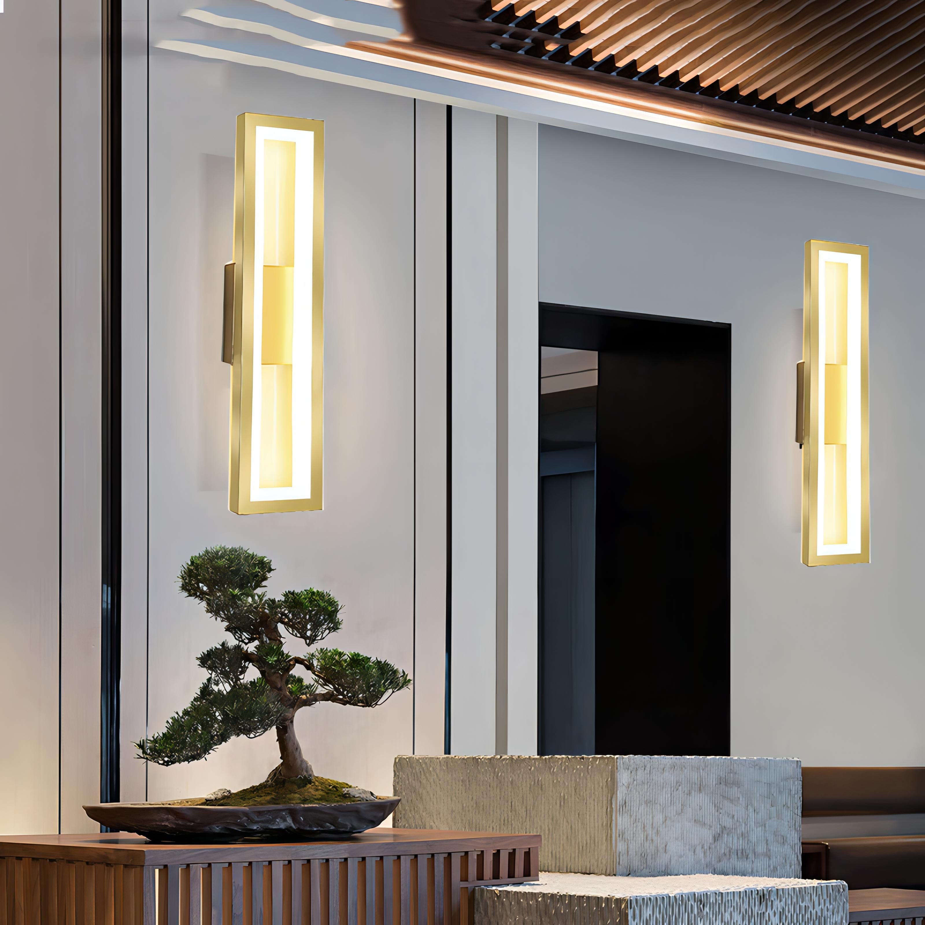 Vihann - Outdoor Modern IP65 LED Long Rectangle Wall Light