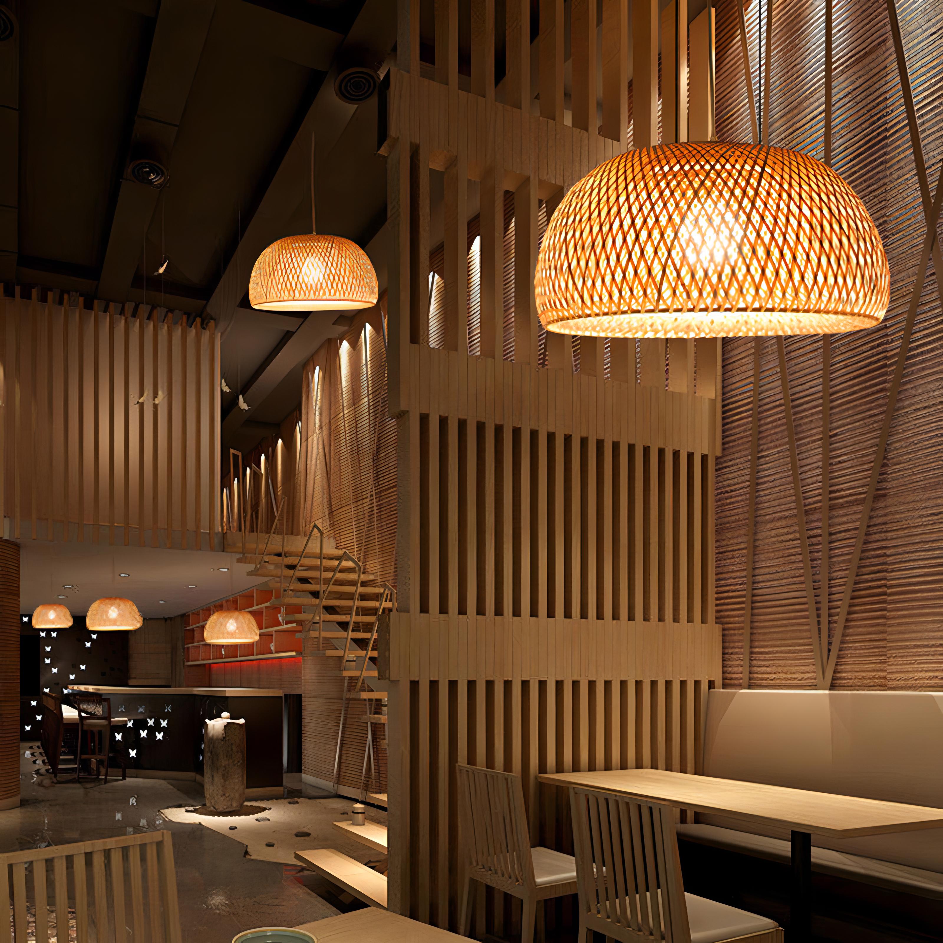 STATUO - HAND WOVEN BAMBOO HANGING LIGHT