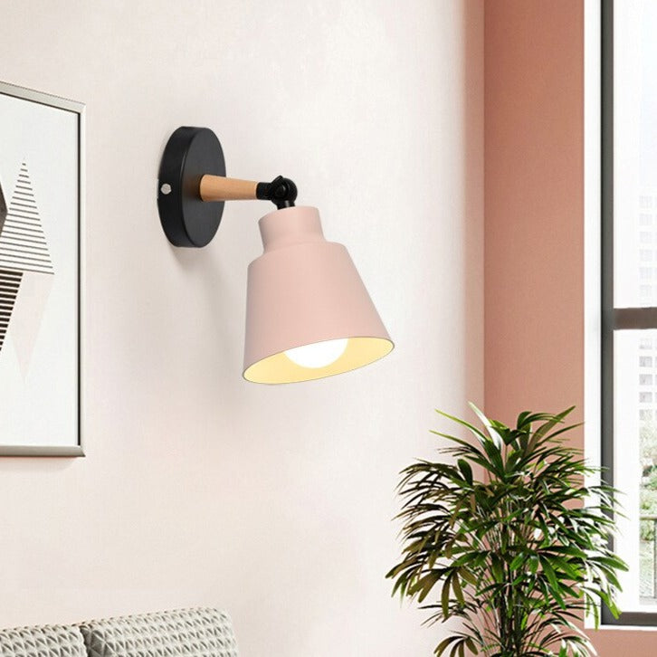 Avi - Nordic Chain Switch Wall Lamp